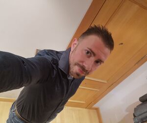 Carlos