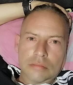 John González