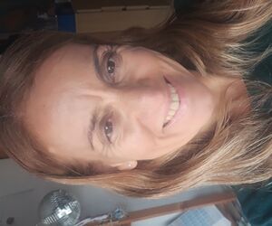 María
