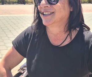 María