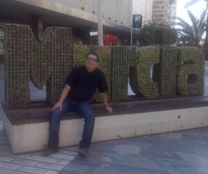 Carlos   Andr&