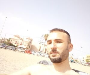 AlexR